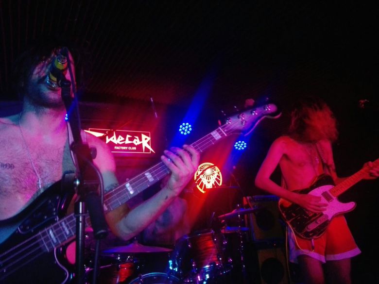 4bd7297c-6fa5-477b-851c-c6393dd35eaf